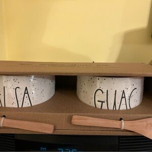 White Speckled Salsa and Guac Bowls